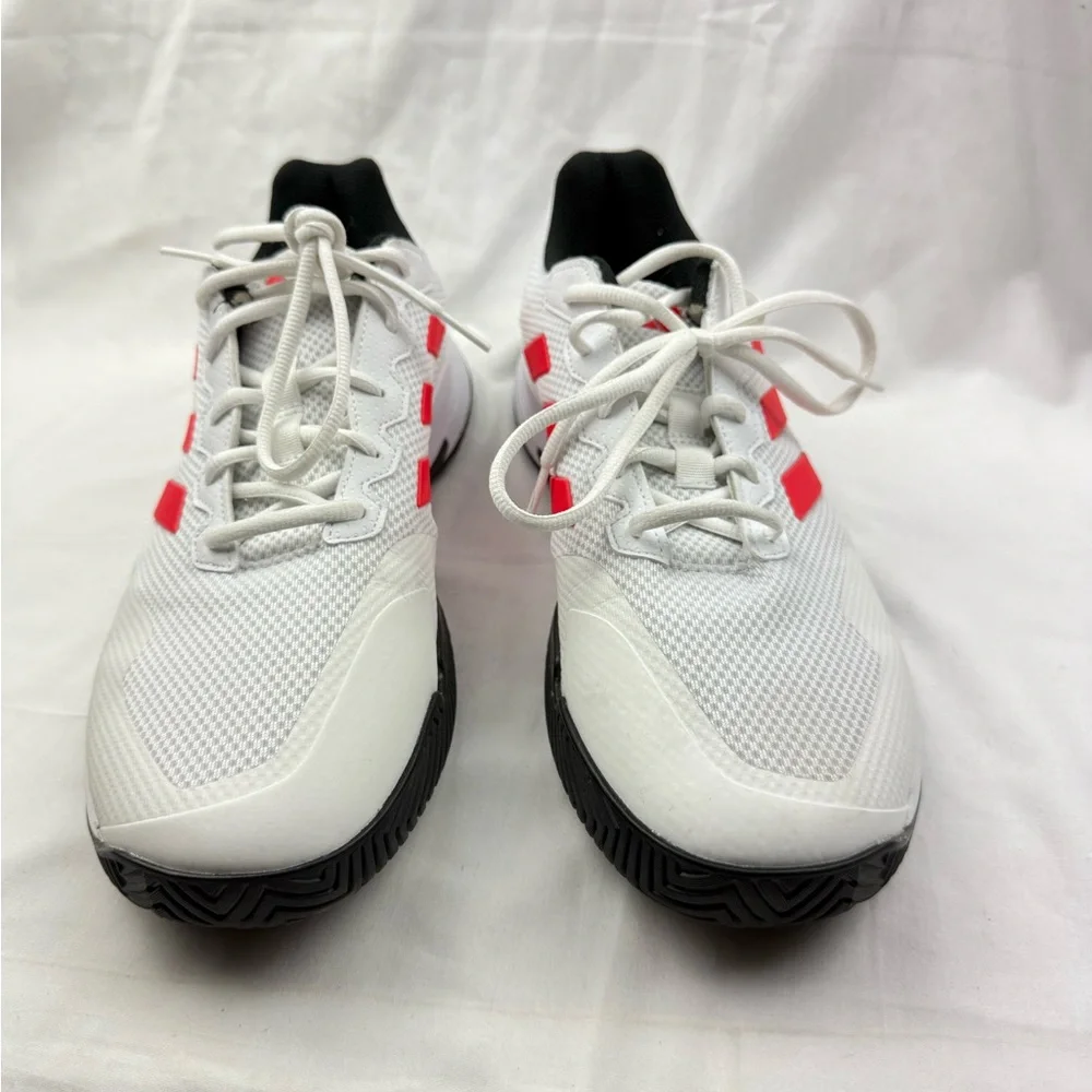 adidas White and Red Sneakers - Picture 5 of 8